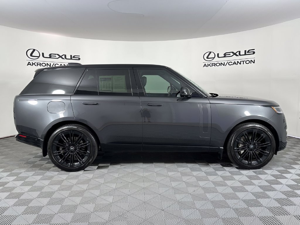 Used 2024 Land Rover Range Rover SE AWD/4WD image 6