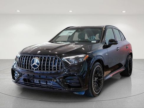 Used 2025 Mercedes-Benz GLC 43 AMG 4MATIC image 2