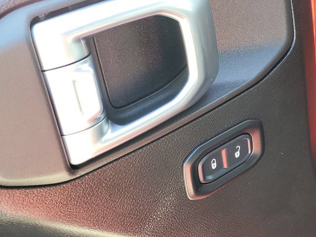 Used 2026 Jeep Wrangler Sport AWD/4WD image 24