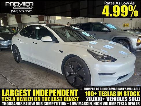 Used 2023 Tesla Model 3 Standard Range image 1