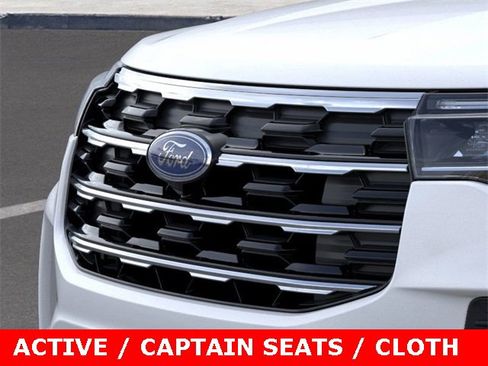 New 2025 Ford Explorer Active image 17