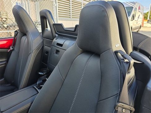 New 2025 MAZDA MX-5 Miata Grand Touring w/ Weather Package image 10