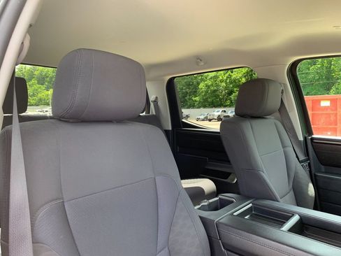 Used 2023 Toyota Tundra SR5 w/ SR5 Convenience Package AWD/4WD image 18