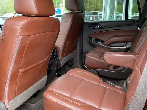 Used 2018 Chevrolet Tahoe Premier AWD/4WD image 23