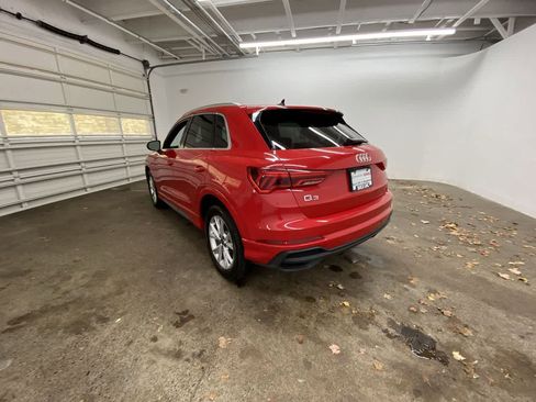 Used 2024 Audi Q3 2.0T Premium image 4