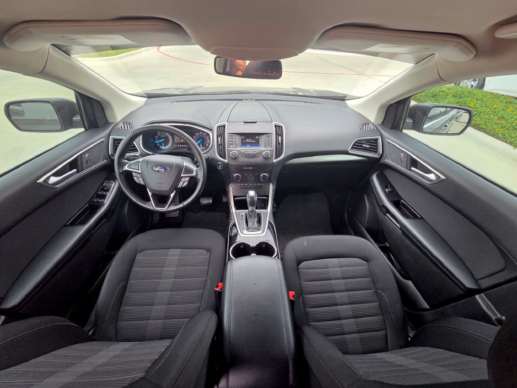 Used 2018 Ford Edge SEL FWD image 16
