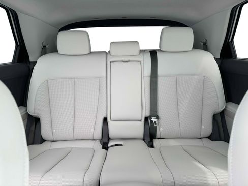 New 2025 Hyundai Ioniq 5 Limited image 16