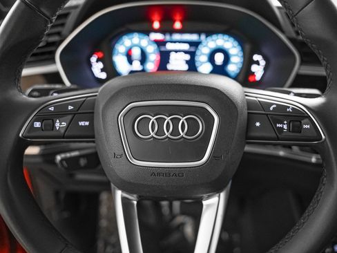 Used 2022 Audi Q3 2.0T Premium w/ Black Optic Sport Package image 16