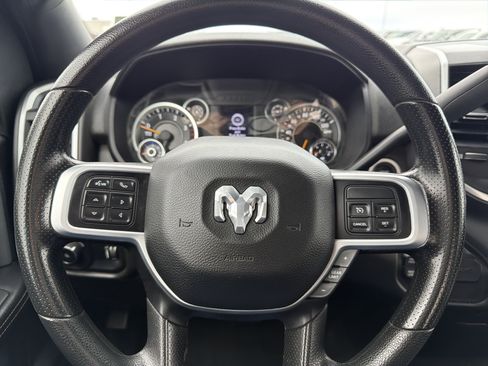 Used 2021 RAM 3500 Big Horn image 29