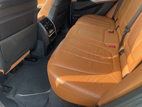 Used 2019 BMW X5 xDrive40i w/ M Sport Package image 14