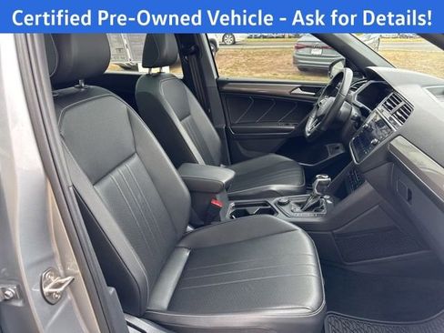 Certified 2023 Volkswagen Tiguan SE R-Line AWD/4WD image 26
