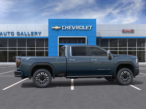 New 2026 GMC Sierra 3500 Denali Ultimate w/ LPO, Black Badging Package AWD/4WD image 6