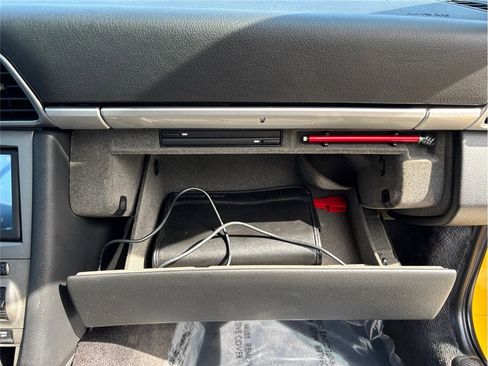 Used 2006 Porsche 911 Carrera S image 33