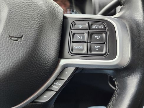 Used 2022 RAM 3500 Big Horn w/ Level B Equipment Group image 19