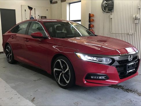 Used 2018 Honda Accord Sport image 36