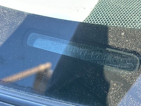 Used 2014 Toyota Prius Two image 3