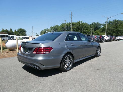 Used 2015 Mercedes-Benz E 350 4MATIC Sedan image 5