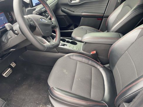 Used 2023 Ford Escape ST-Line image 13