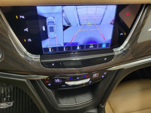 Certified 2024 Cadillac XT6 Premium Luxury w/ Platinum Package image 14