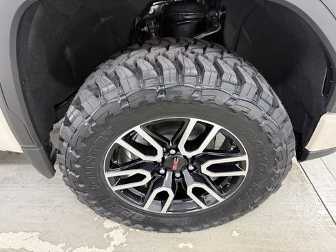 New 2026 GMC Sierra 1500 Pro w/ Graphite Edition image 4