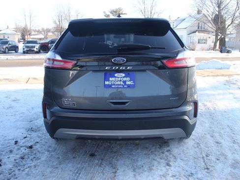 Used 2023 Ford Edge SEL image 4