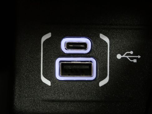 New 2026 Jeep Compass Limited image 22