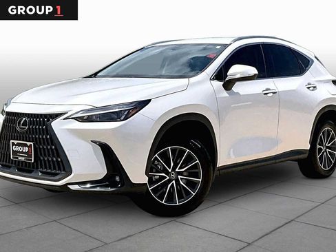 Used 2024 Lexus NX 250 FWD w/ Towing Package (2000 Lbs) image 1