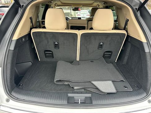 Certified 2023 Acura MDX SH-AWD w/ Technology Package image 10