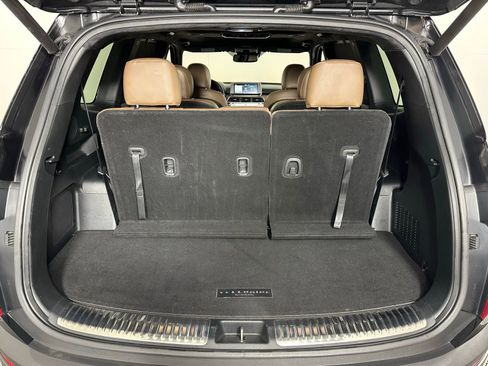 Used 2020 Kia Telluride SX w/ SX Prestige Package image 28