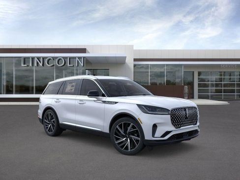 New 2025 Lincoln Aviator Reserve w/ Equipment Group 201A image 7