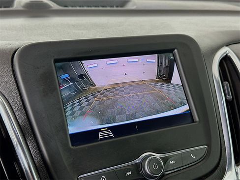 Used 2020 Chevrolet Equinox LT image 13
