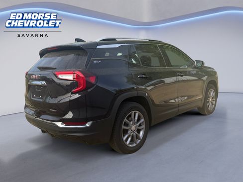 Used 2022 GMC Terrain SLT AWD/4WD image 3