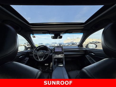 Used 2021 Toyota Avalon XSE image 21