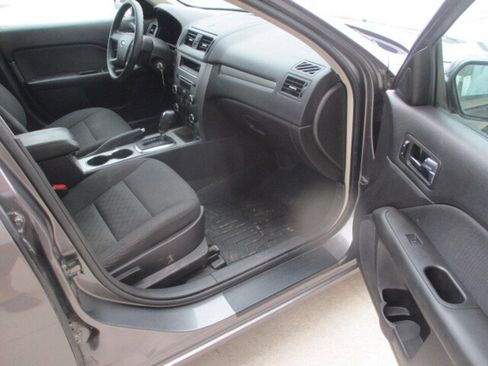 Used 2012 Ford Fusion SE image 19