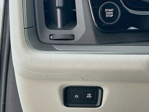 New 2026 Porsche Cayenne image 13