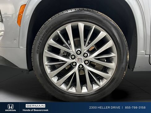 Used 2026 Buick Enclave Avenir w/ Super Cruise Package FWD image 31