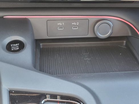 New 2026 Nissan Sentra SR FWD image 22