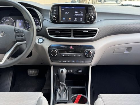 Used 2019 Hyundai Tucson Value image 4