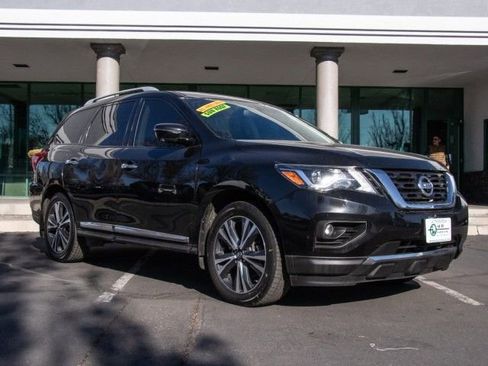 Used 2018 Nissan Pathfinder Platinum w/ Cargo Package image 1