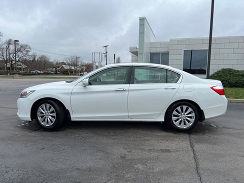 Used 2013 Honda Accord EX image 3
