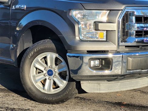Used 2015 Ford F150 XLT image 4