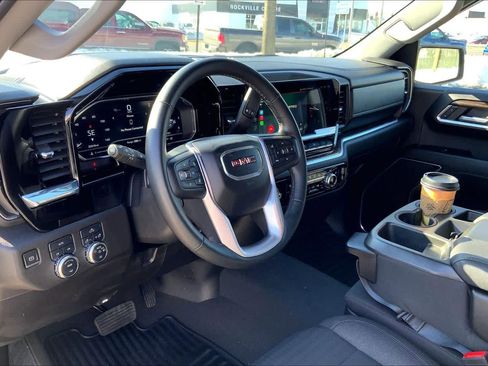Used 2023 GMC Sierra 1500 Elevation image 14
