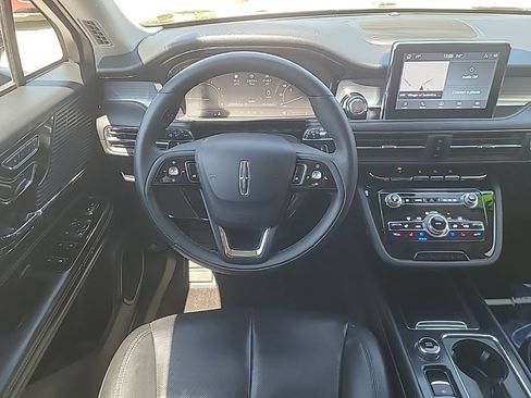 Used 2022 Lincoln Corsair AWD w/ Equipment Group 101A image 15