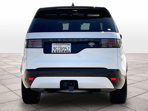 Used 2023 Land Rover Discovery HSE R-Dynamic AWD/4WD image 4