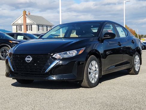 New 2025 Nissan Sentra S image 1