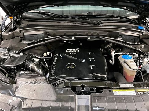 Used 2017 Audi Q5 2.0T Premium w/ Audi MMI Navigation Plus image 30