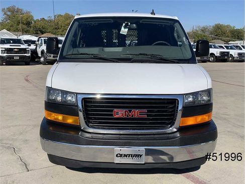Used 2023 GMC Savana 2500 w/ Driver Convenience Package image 14