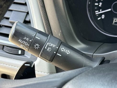 Used 2017 Honda HR-V EX-L image 40