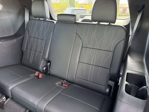 New 2026 Buick Enclave Avenir w/ Super Cruise Package image 17