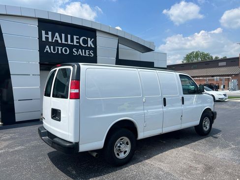 Used 2019 Chevrolet Express 2500 RWD image 6